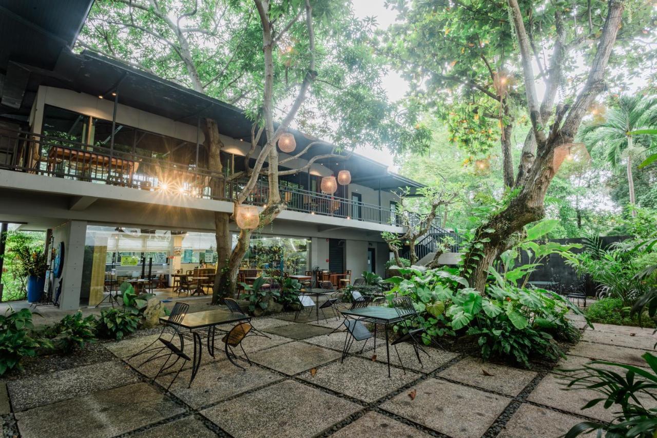 The Henry Resort Dumaguete Dumaguete City Экстерьер фото